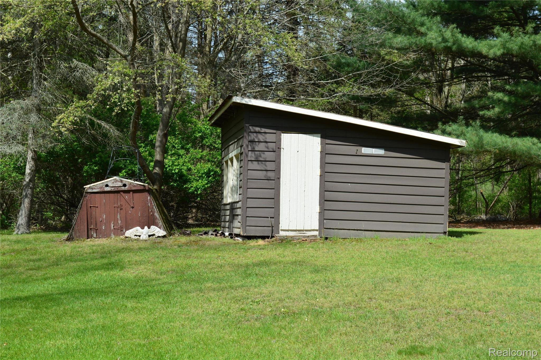 5245 Wilder Road Vassar, MI 48768 - Photo 8 of 40 Backyard 2 (5245 Wilder Rd. Vassar)