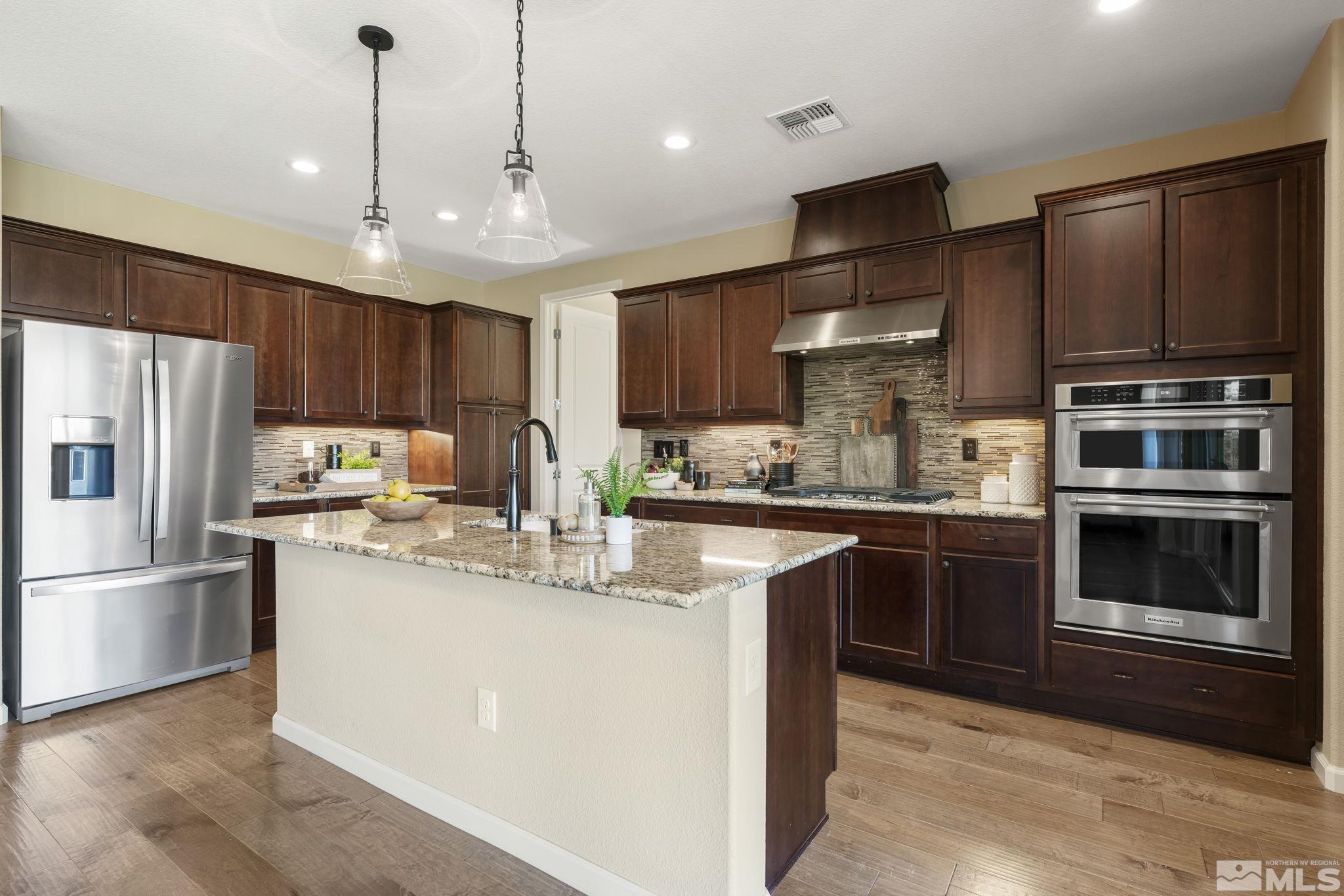 245 Gregorgio Ct. Reno, NV 89521 - Photo 10 of 40 Photo 10
