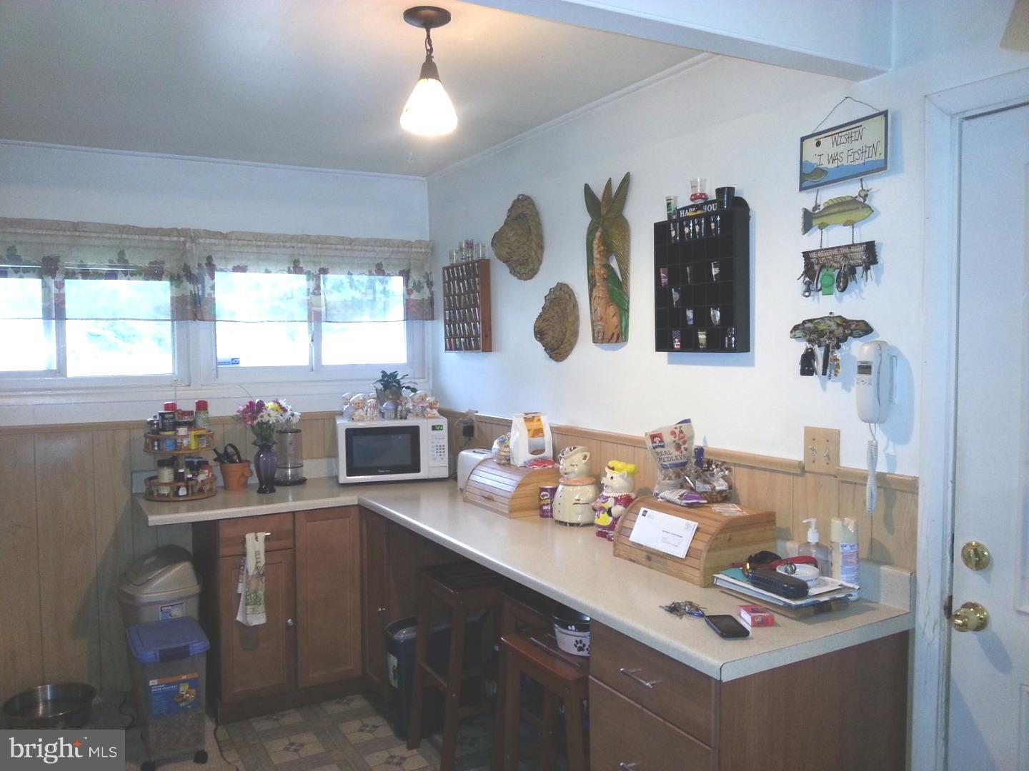 80 Ice Pond Road Levittown, PA 19057 - Photo 16 of 18 Kitchen