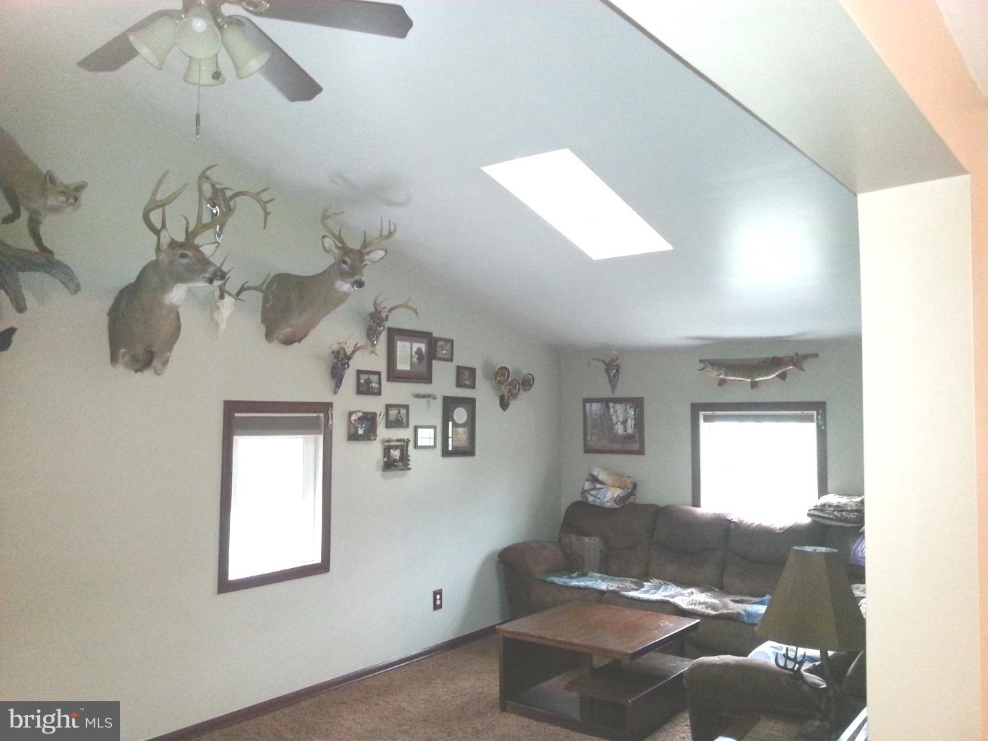 80 Ice Pond Road Levittown, PA 19057 - Photo 17 of 18 Family Room