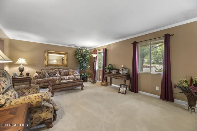 $549,900 | 8716 Wimbledon Drive, Knoxville, TN 37923