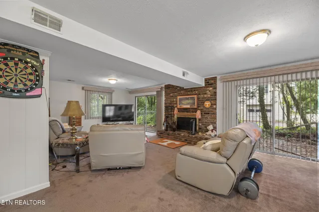 $549,900 | 8716 Wimbledon Drive, Knoxville, TN 37923