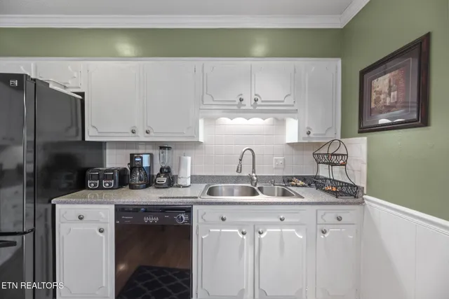 $549,900 | 8716 Wimbledon Drive, Knoxville, TN 37923