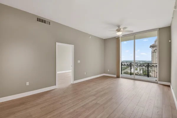 $4,250 | 550 Okeechobee Boulevard, Unit MPH07, West Palm Beach, FL 33401