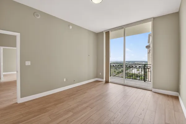 $4,250 | 550 Okeechobee Boulevard, Unit MPH07, West Palm Beach, FL 33401