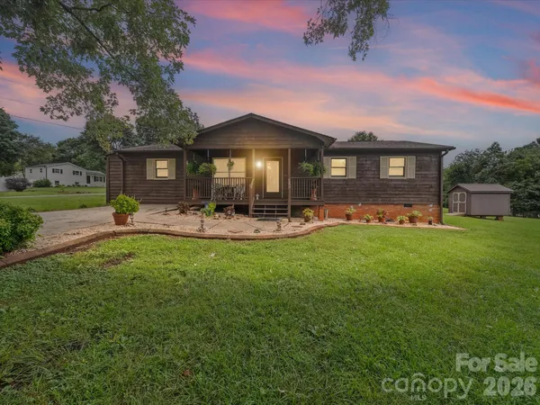 $300,000 | 3510 Flint Drive, Statesville, NC 28677