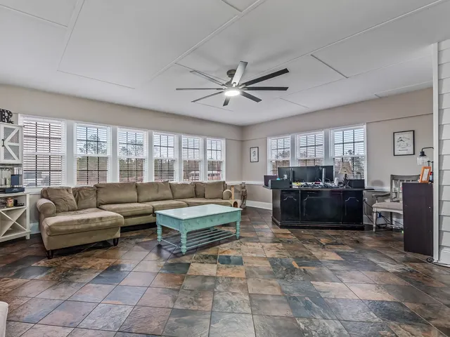 $789,000 | 289 Mockingbird Lane, Chattahoochee, FL 32324
