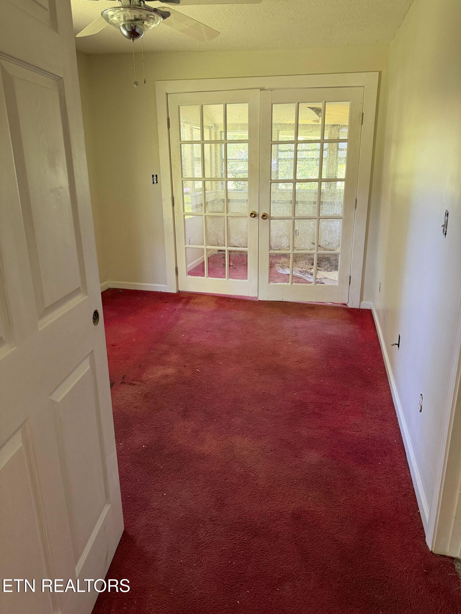 835 Spring Drive Southwest Knoxville, TN 37920 - Photo 6 of 10 IMG_1192