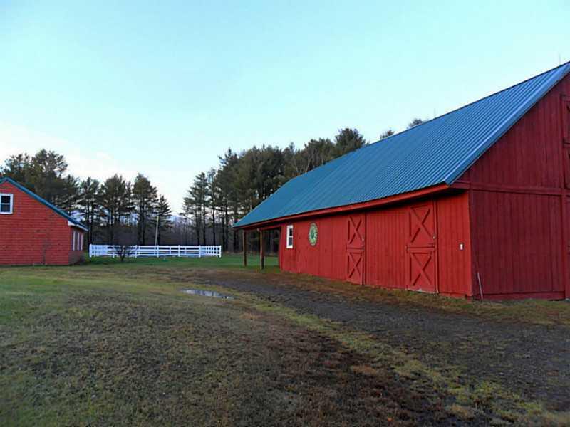 160 Old County Road Pittston, ME 04345 - Photo 30 of 35 Stable/Barn.