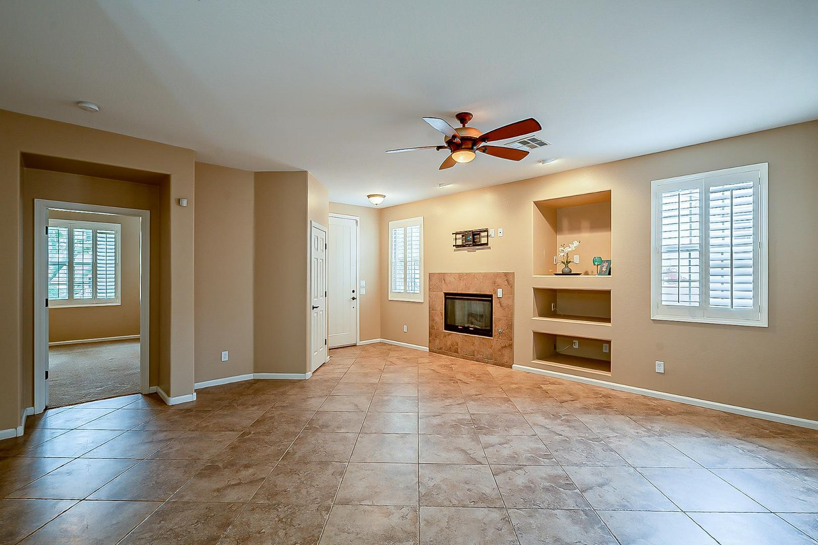 15370 West Bloomfield Road Surprise, AZ 85379 - Photo 10 of 82