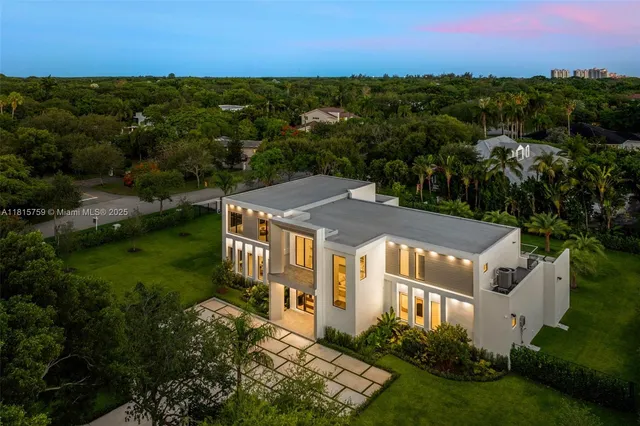 $7,995,000 | 6200 Moss Ranch Road, Pinecrest, FL 33156