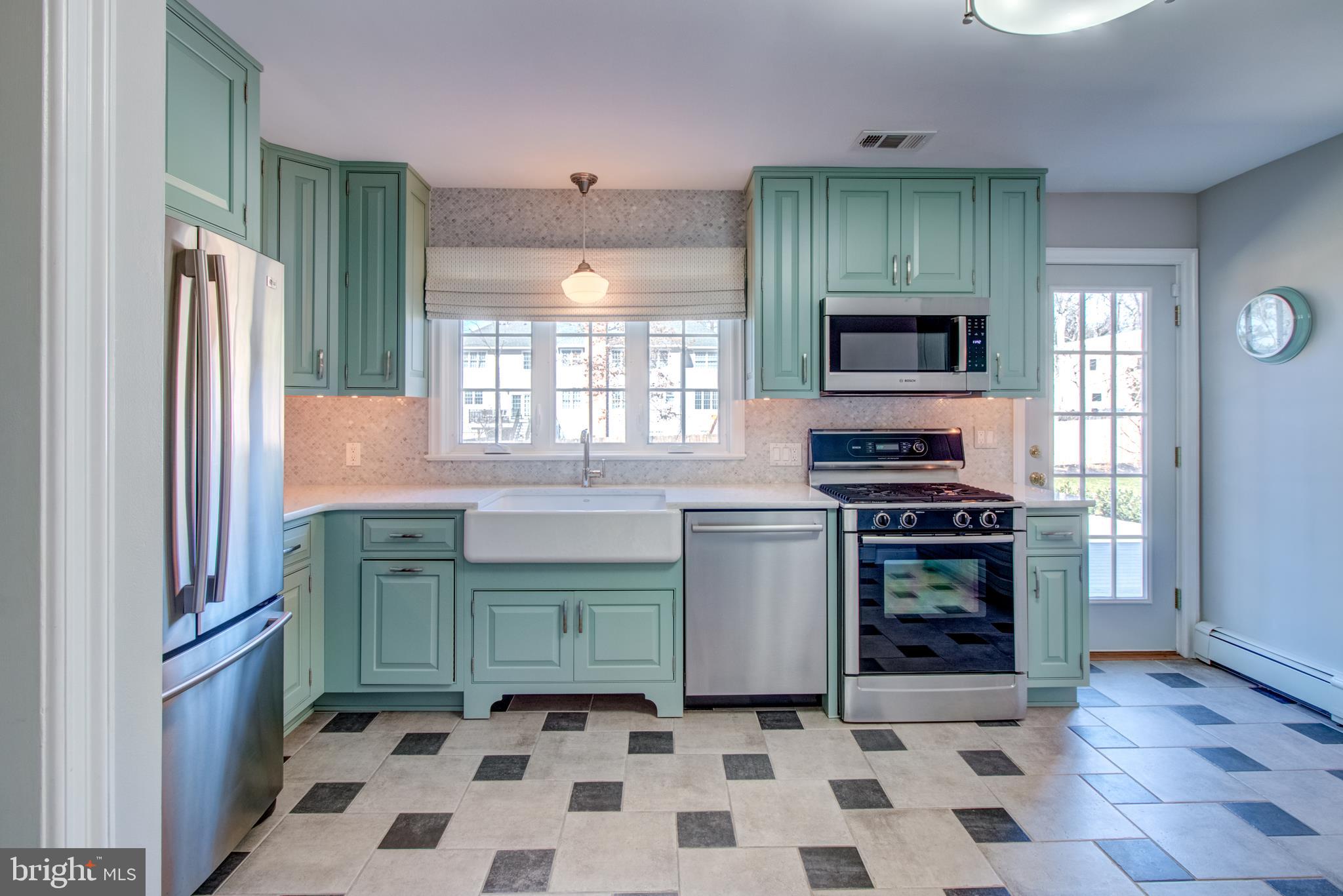 77 Westerly Road Princeton, NJ 08540 - Photo 4 of 33