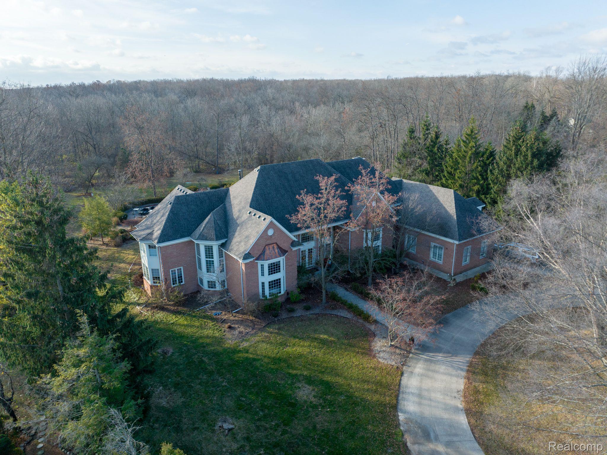 8543 Bridge Road Grosse Ile, MI 48138 - Photo 5 of 53 Gallery Image 5