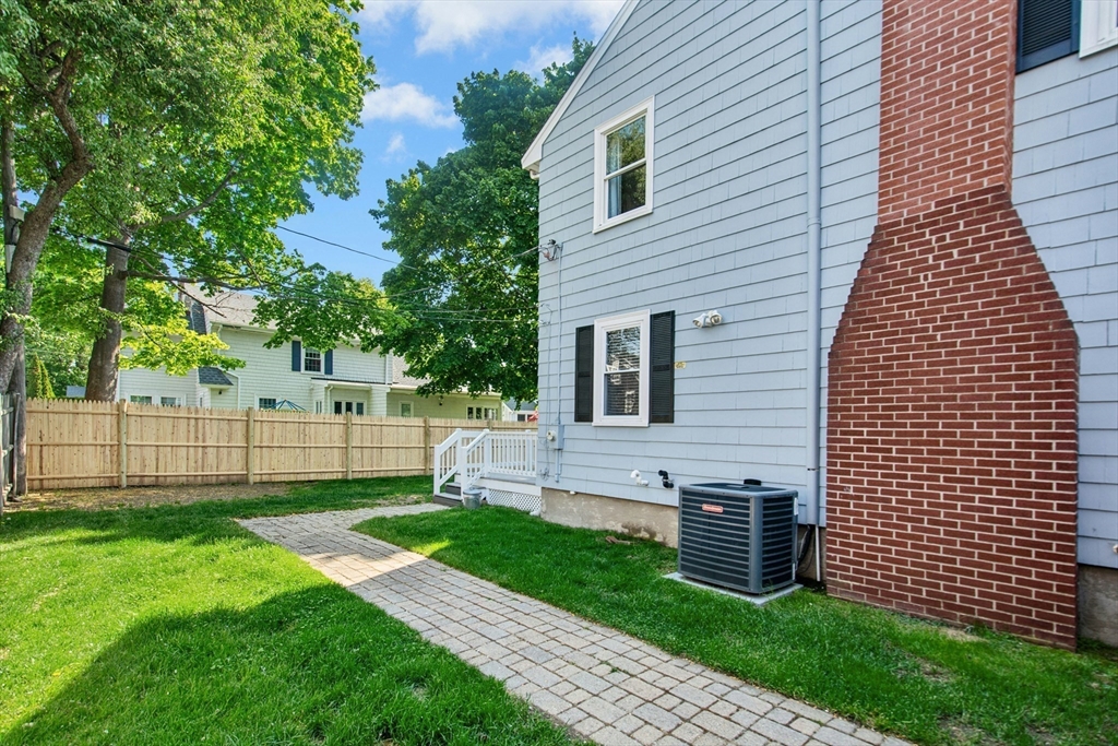 30 Shetland Road Marblehead, MA 01945 - Photo 33 of 40