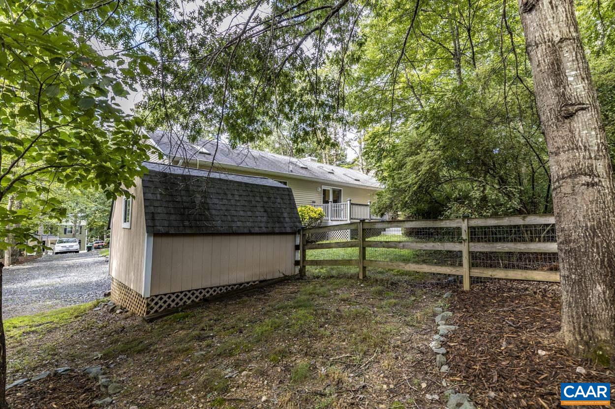6 Zephyr Road Palmyra, VA 22963 - Photo 6 of 35 a view of outdoor space and yard