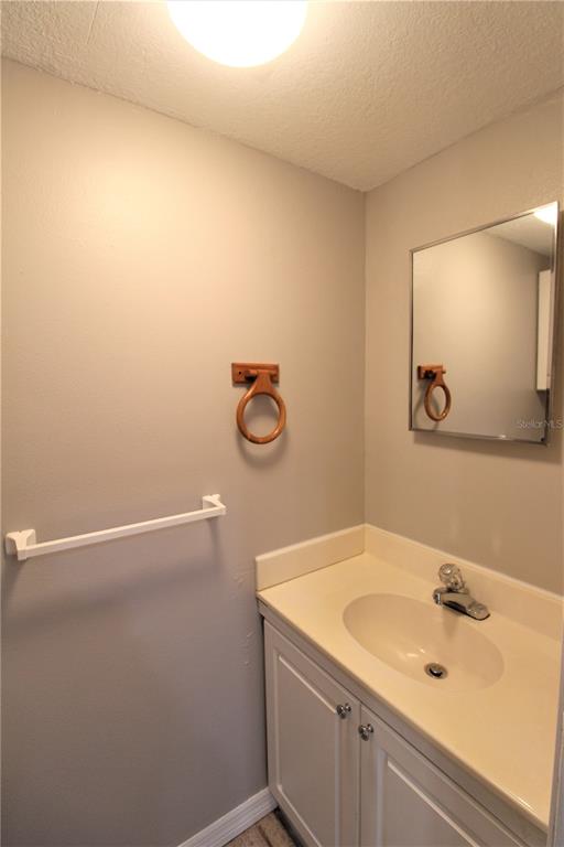 2739 Proctor Road, Unit 2739 Sarasota, FL 34231 - Photo 10 of 22