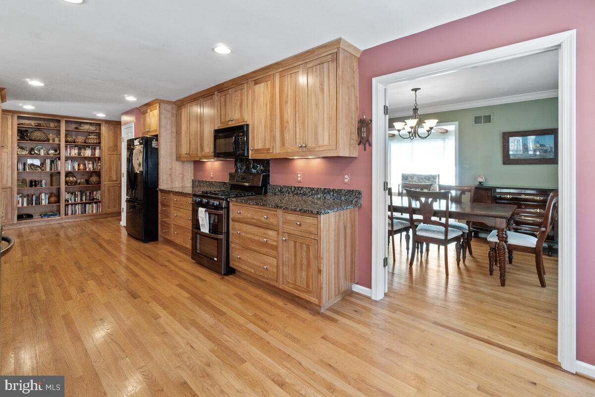 1016 Valewood Road Towson, MD 21286 - Photo 14 of 45 Kitchen