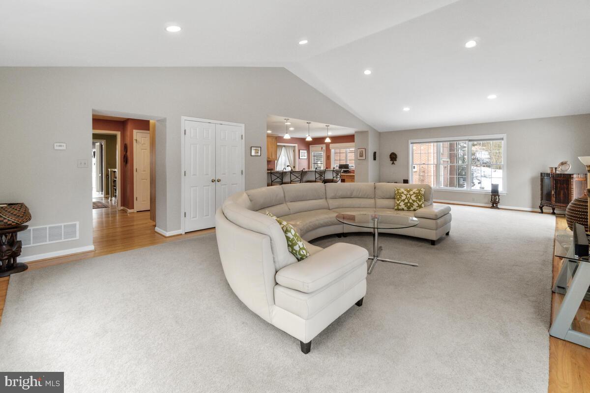 1016 Valewood Road Towson, MD 21286 - Photo 18 of 45 Family Room