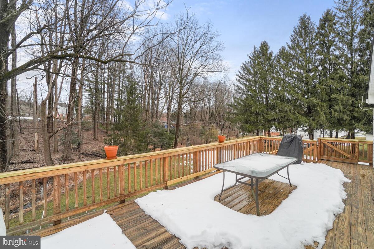 1016 Valewood Road Towson, MD 21286 - Photo 39 of 45 Deck