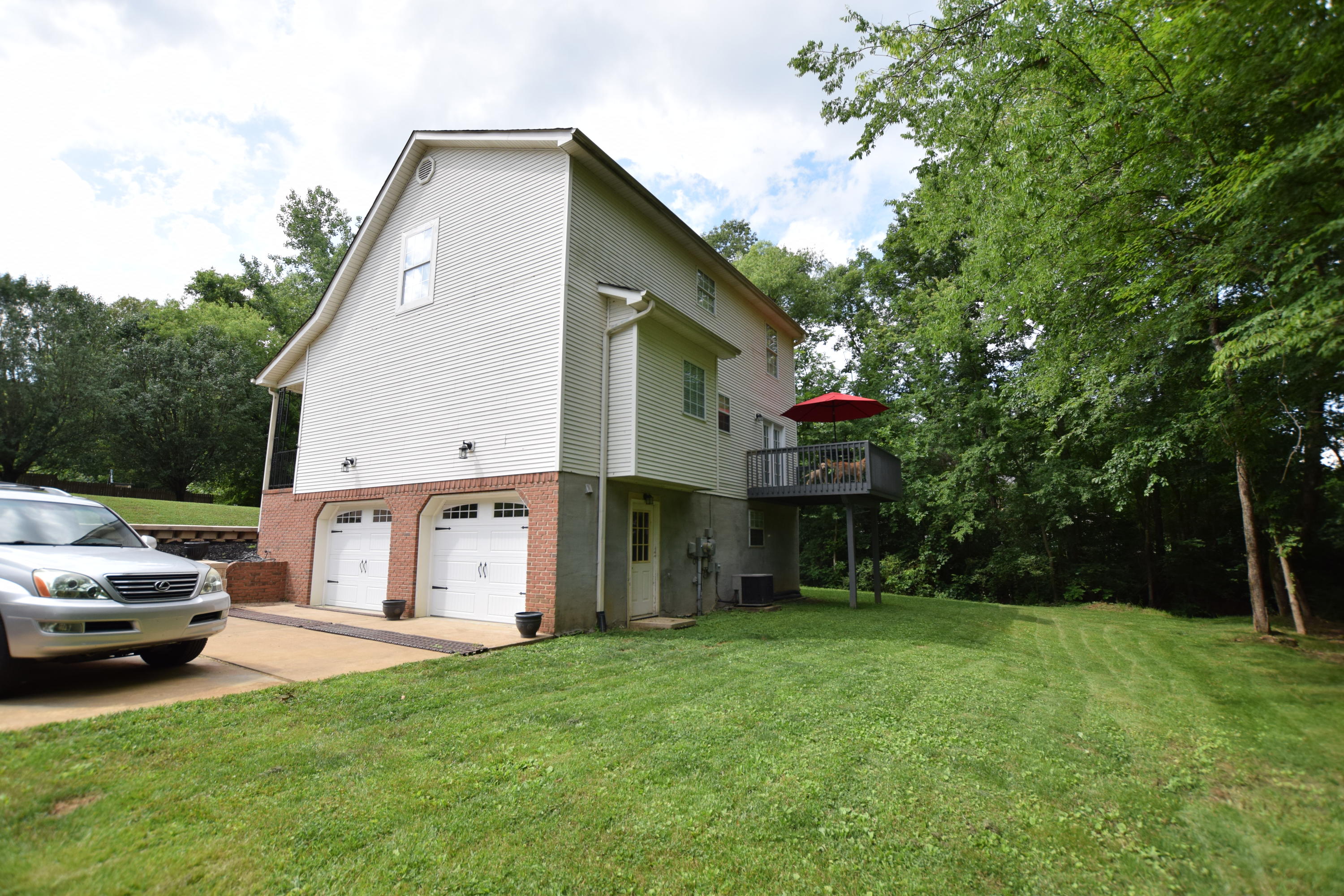 936 Tiftonia View Road Chattanooga, TN 37419 - Photo 3 of 22 DSC_0110