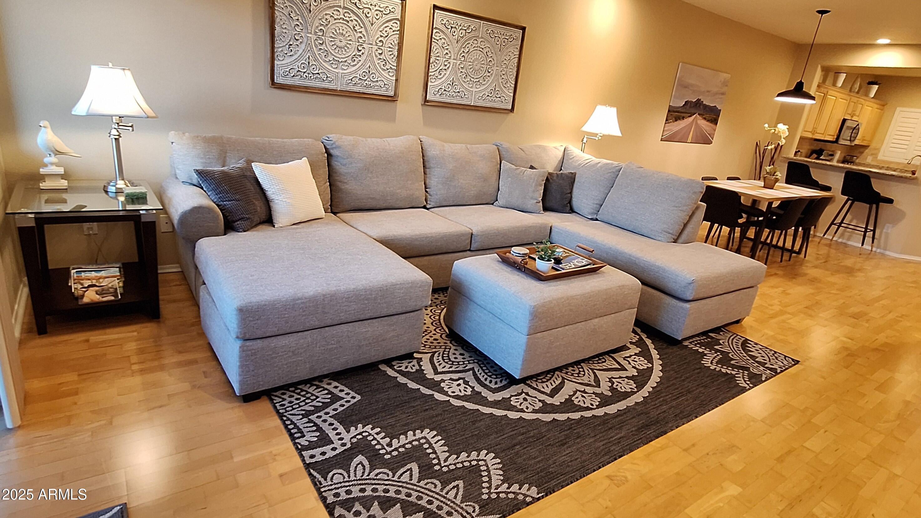 7609 East Indian Bend Road, Unit 2015 Scottsdale, AZ 85250 - Photo 2 of 17 Cozy Living Room