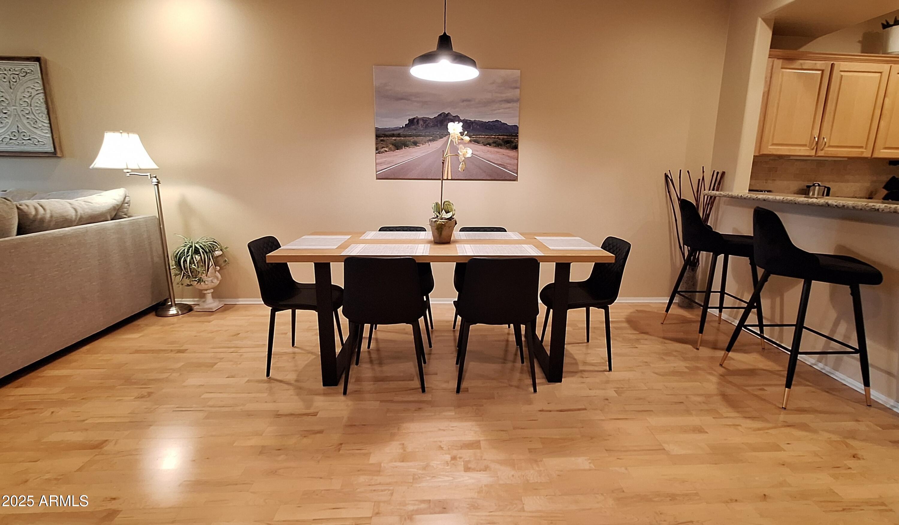 7609 East Indian Bend Road, Unit 2015 Scottsdale, AZ 85250 - Photo 4 of 17 Dining Area