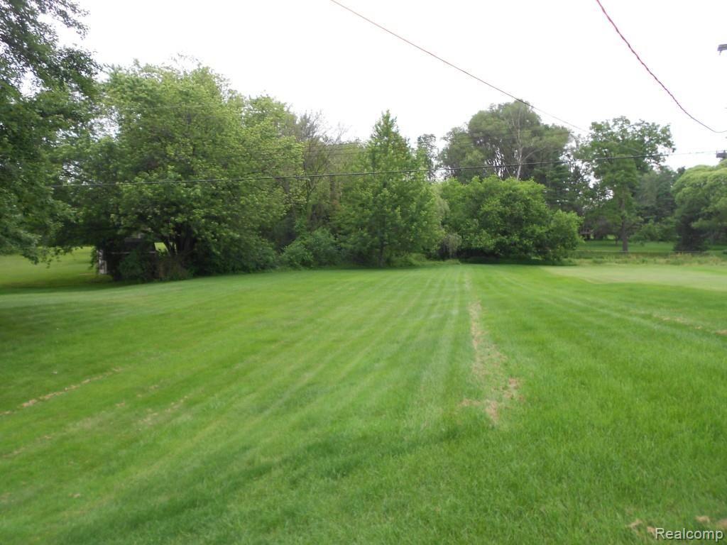 41050 Savage Road Belleville, MI 48111 - Photo 16 of 74