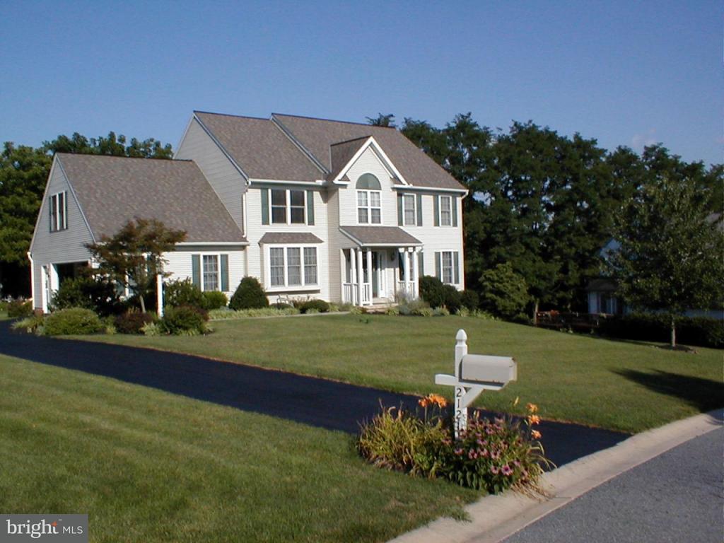 2121 Saddleridge Road Lancaster, PA 17601 - Photo 1 of 8