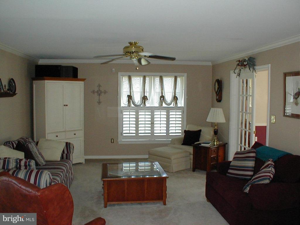 2121 Saddleridge Road Lancaster, PA 17601 - Photo 5 of 8