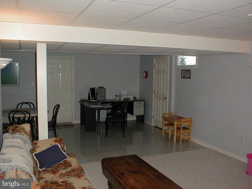 2121 Saddleridge Road Lancaster, PA 17601 - Photo 8 of 8