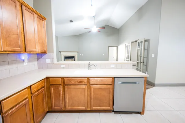 $380,000 | 486 Symphony Way, Freeport, FL 32439