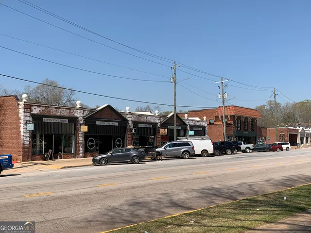 $895 | 713 A Jefferson Street, LaGrange, GA 30240