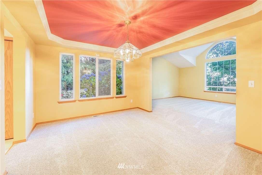 9635 Regency Loop Southeast Olympia, WA 98513 - Photo 5 of 25 Gallery Image 5