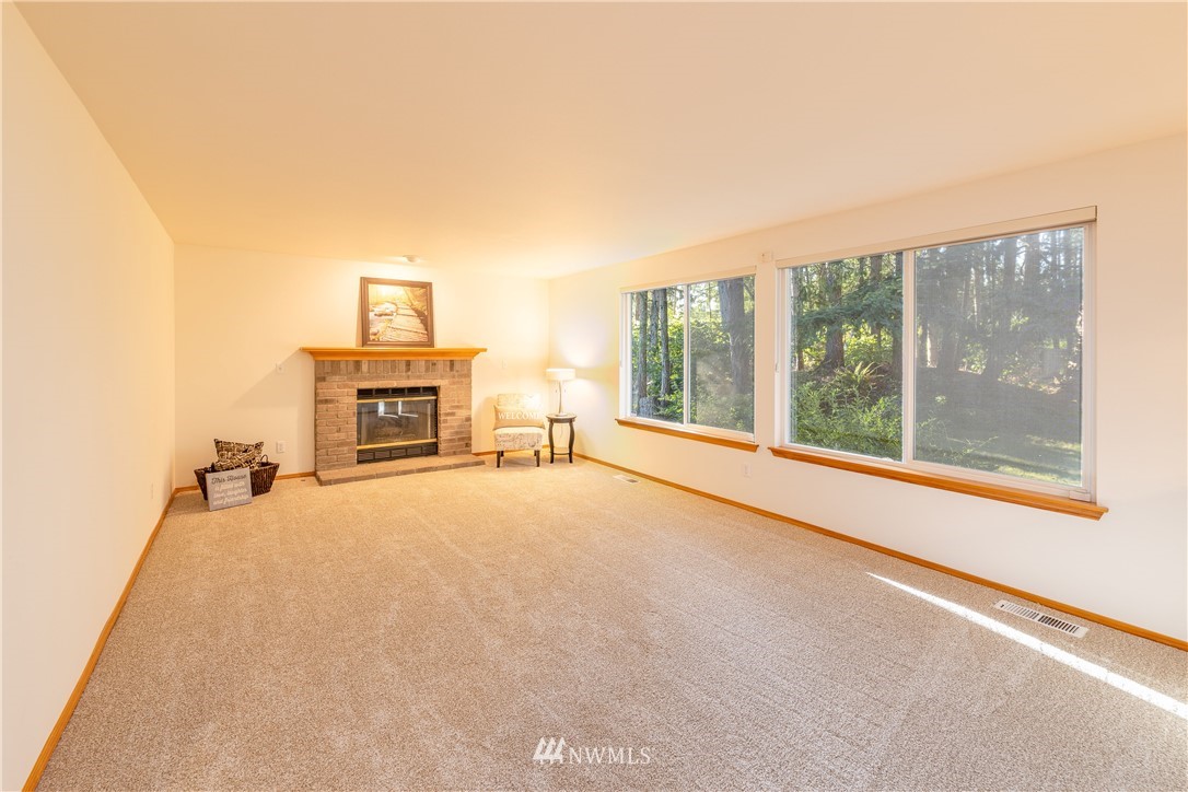 9635 Regency Loop Southeast Olympia, WA 98513 - Photo 9 of 25 Gallery Image 9
