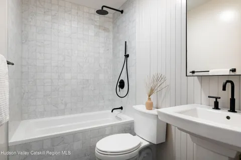 $599,000 | 211 Hastings Court, Grahamsville, NY 12740