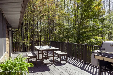 $599,000 | 211 Hastings Court, Grahamsville, NY 12740