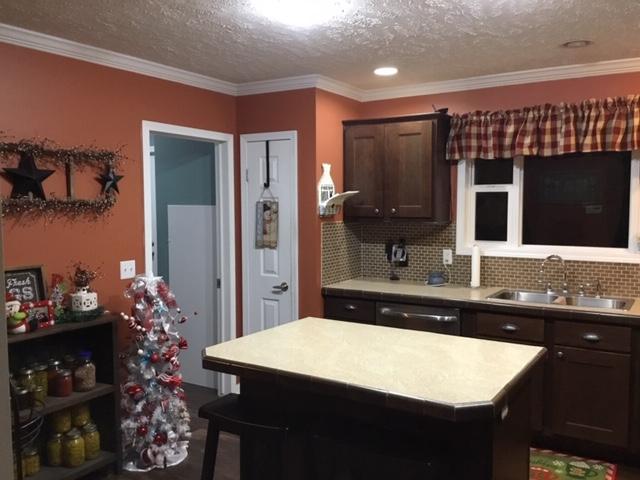 620 Black Fox Road Washburn, TN 37888 - Photo 8 of 40 IMG_1113