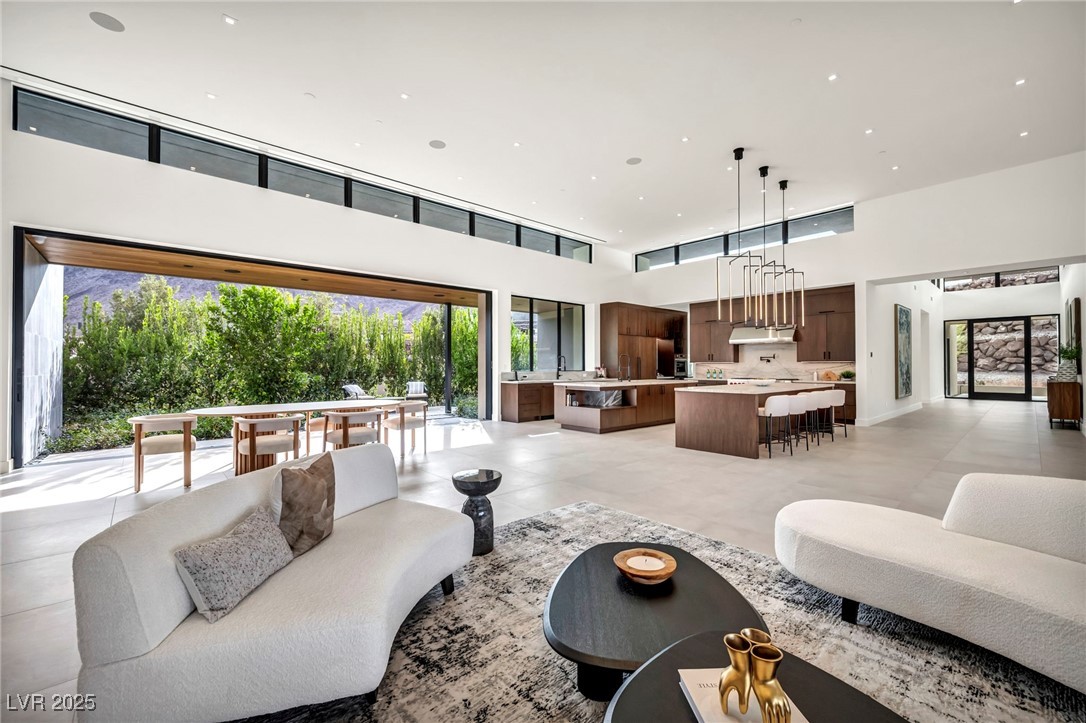 6 Rockmount Court Henderson, NV 89012 - Photo 28 of 43