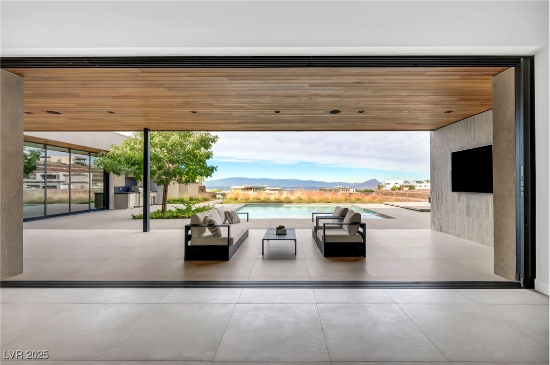 6 Rockmount Court Henderson, NV 89012 - Photo 5 of 43