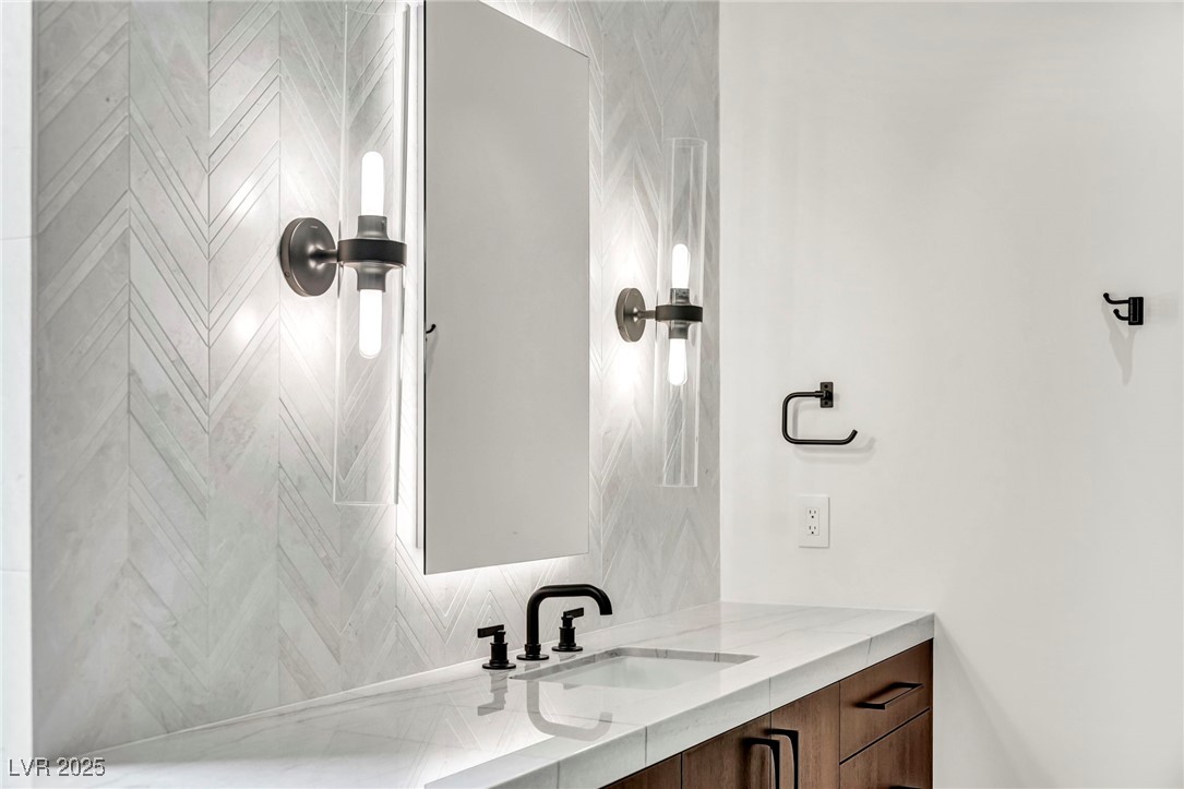 6 Rockmount Court Henderson, NV 89012 - Photo 7 of 43