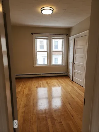 $2,050 | 21 Windham Street, Unit 3, Worcester, MA 01610