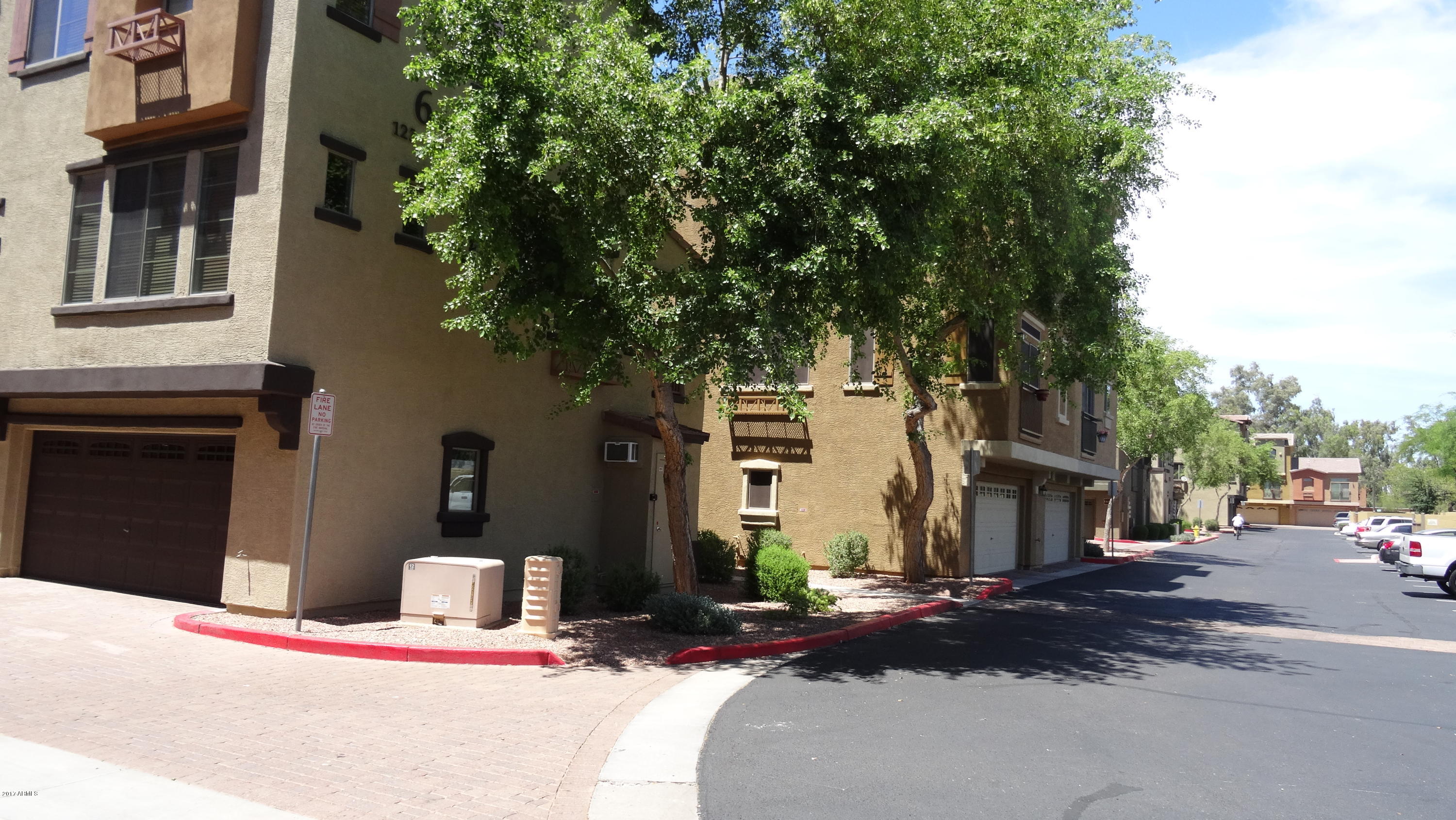 3250 West Greenway Road, Unit 101 Phoenix, AZ 85053 - Photo 23 of 37 DSC04090