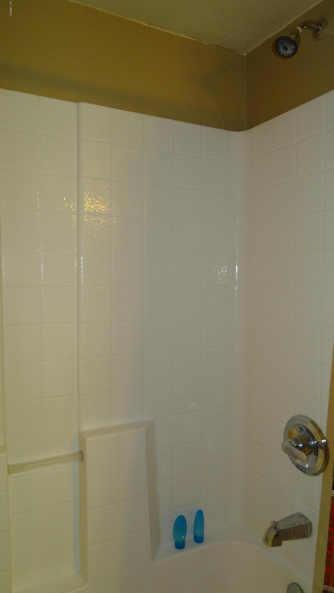 3250 West Greenway Road, Unit 101 Phoenix, AZ 85053 - Photo 5 of 37 DSC04096