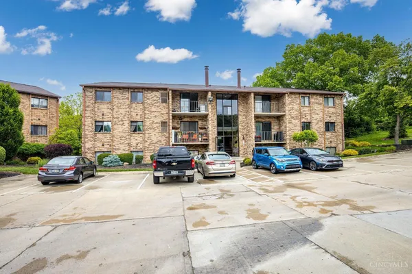 $114,000 | 7230 Creekview Drive, Unit 11, Cincinnati, OH 45247