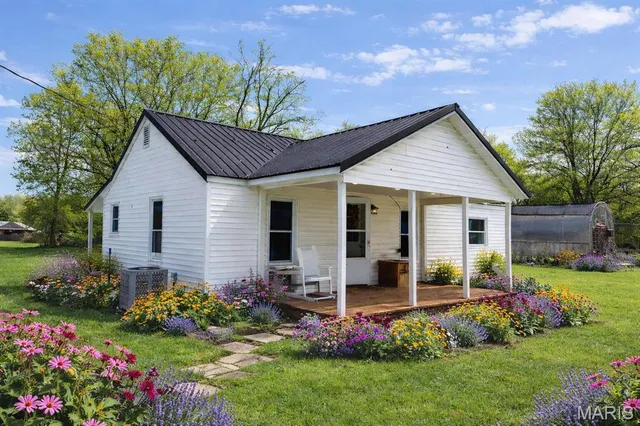 $122,000 | 1210 North Darrell Street, Mountain Grove, MO 65711