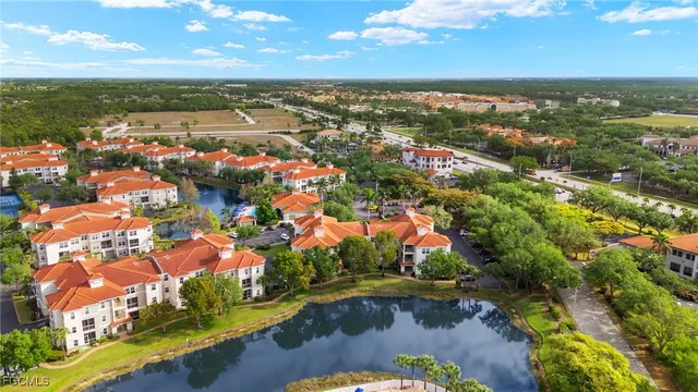 $2,395 | 23710 Walden Center Drive, Unit 305, Estero, FL 34134