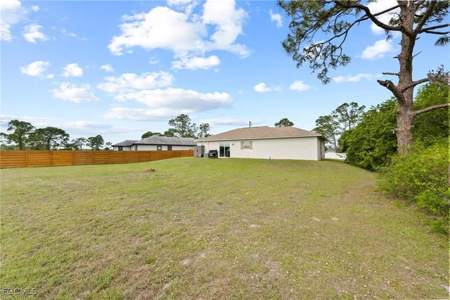 $249,000 | 5011 Dania Circle, LaBelle, FL 33935
