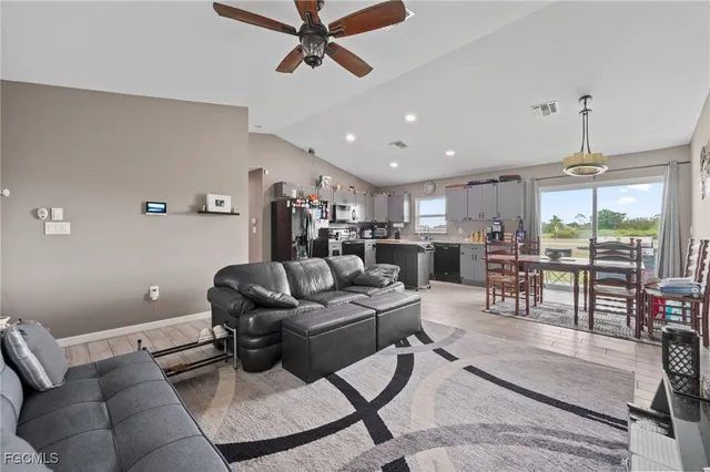 $249,000 | 5011 Dania Circle, LaBelle, FL 33935