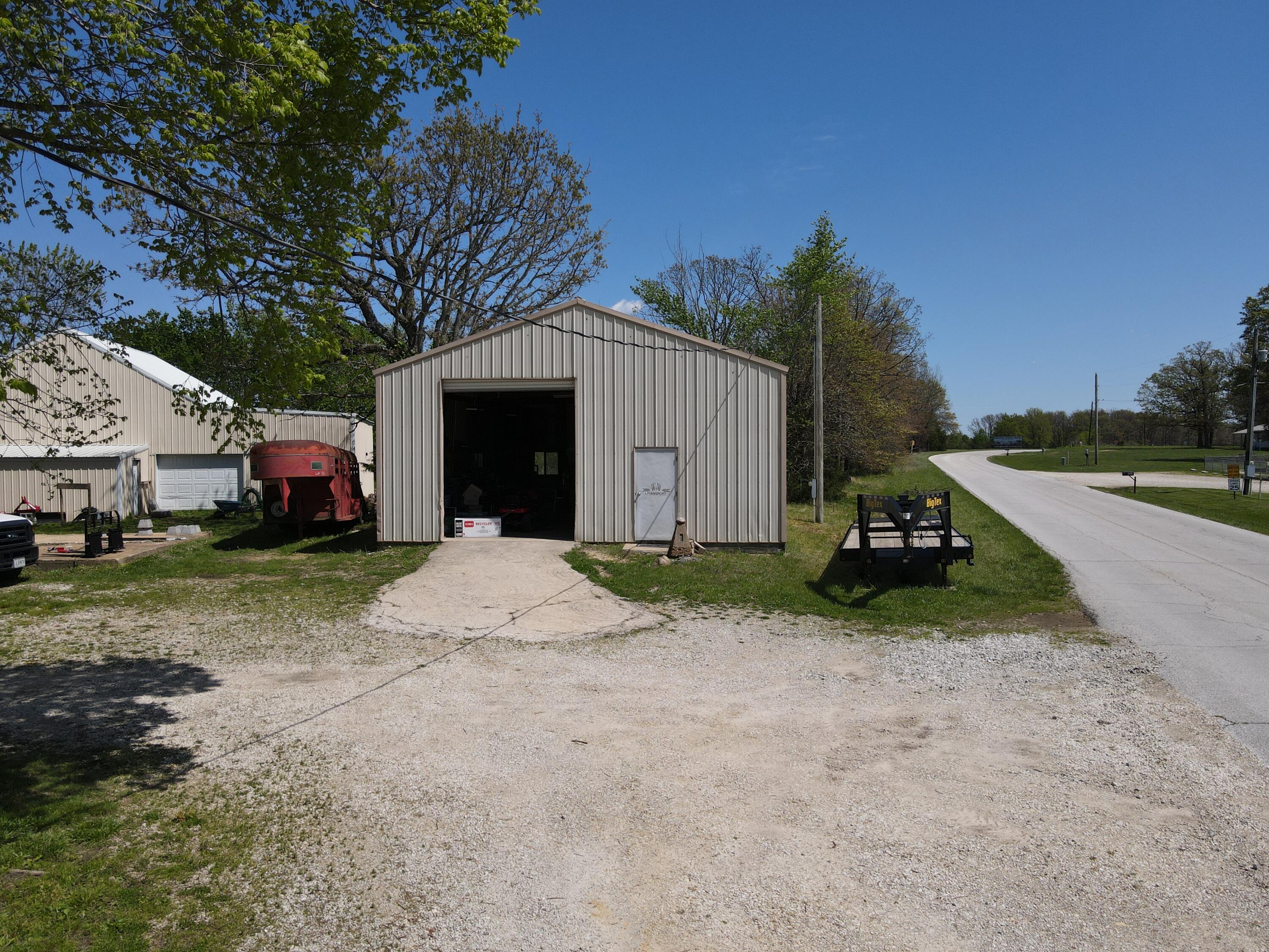 1231 East Clinton Road Seymour, MO 65746 - Photo 11 of 51 dji_fly_20260419_142628_544_177662680343