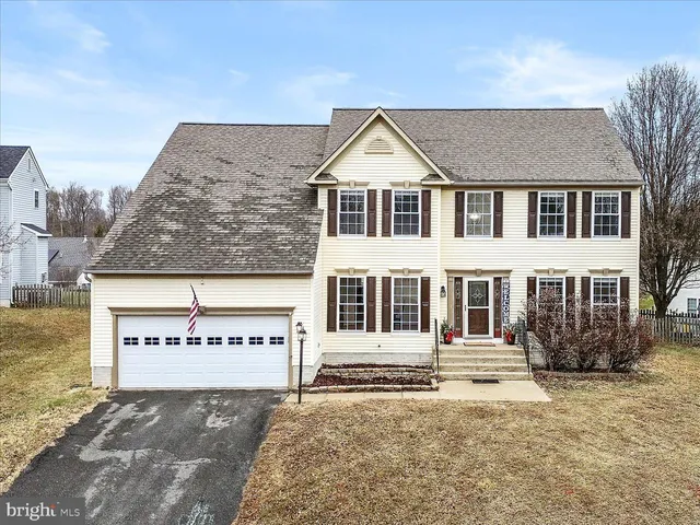 $625,000 | 28 Basalt Drive, Fredericksburg, VA 22406